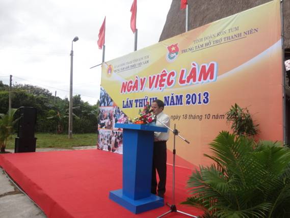 Khai mạc Ngày việc làm tỉnh Kon Tum lần thứ III/2013